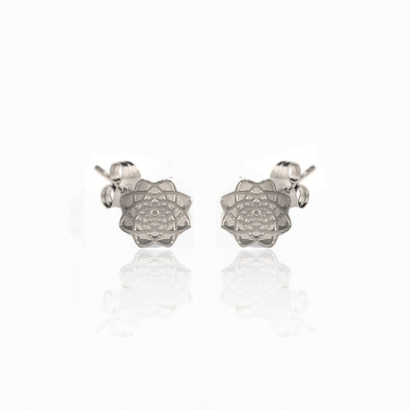 Kapha studs Silver